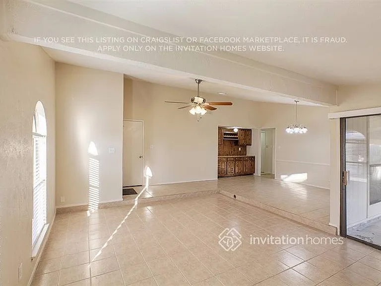 4121 Staghorn Cir S — Photo 4