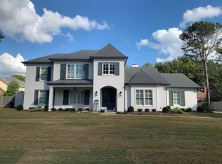 484 Sutton Pl, Memphis, TN 38120