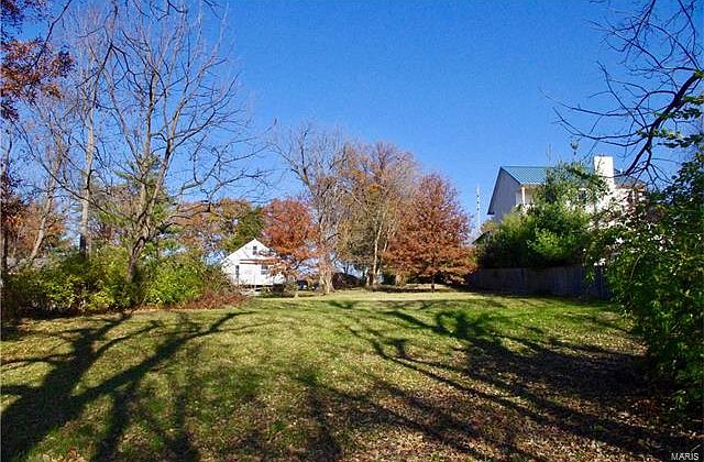 2nd image of 664 Claregood Ln