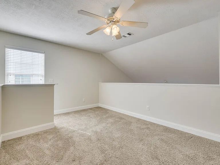 093 Lauren Lane Townhomes — Photo 50