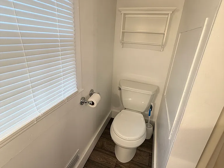 315 Maplewood Ave #B — Photo 15