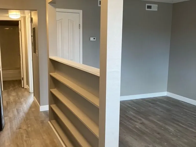 Peak 72 Apartments — Photo 37
