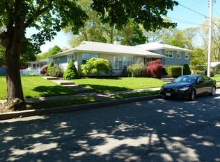 242 Plymouth St, New Bedford, MA 02740