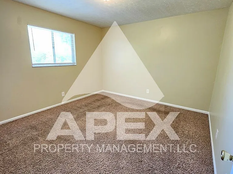 Springdale Apartments — Photo 44
