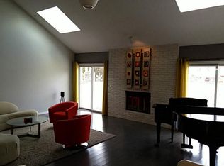6562 Lincoln Pkwy, Sylvania, OH 43560