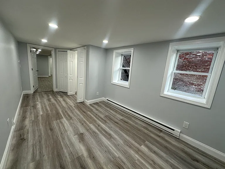 31 Chelsea St — Photo 9