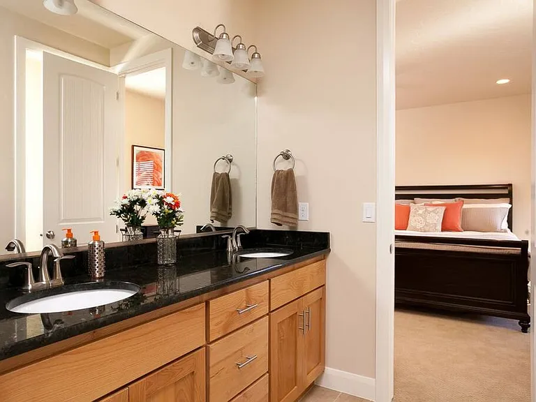 N Coral Ridge Dr — Photo 14