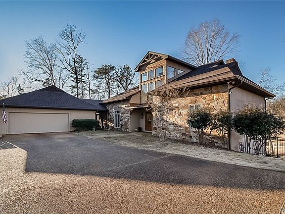 3rd image of 7304 Keel Ct NE
