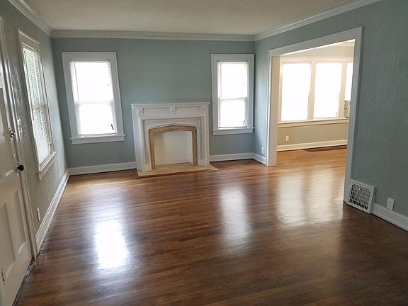 4th image of 5215 Garfield Ave