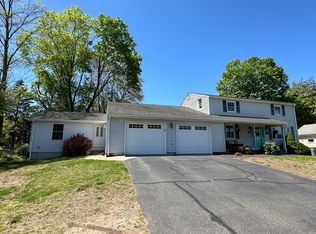 18 Simon Rd, Enfield, CT 06082