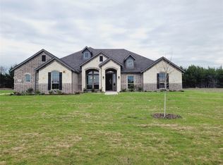 7061 Champion Rd, Midlothian, TX 76065