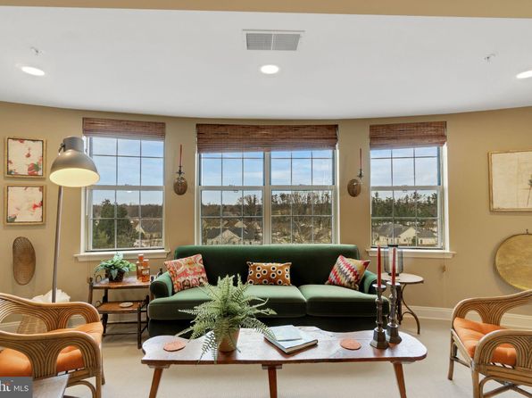 2300 Windrow Dr, Princeton, NJ 08540