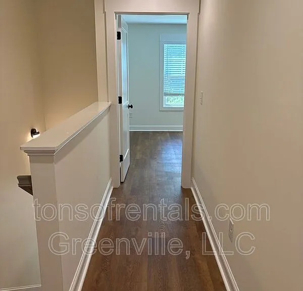 106 Hilton St #A — Photo 6