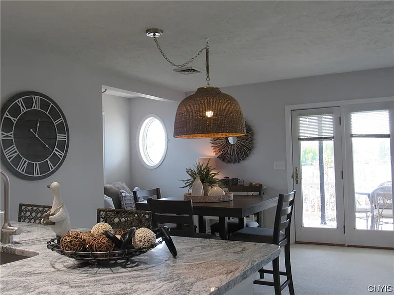 28 E River Rd #2-1 — Photo 24