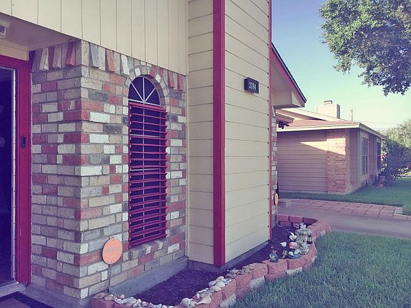 2nd image of 2794 Allencrest Dr