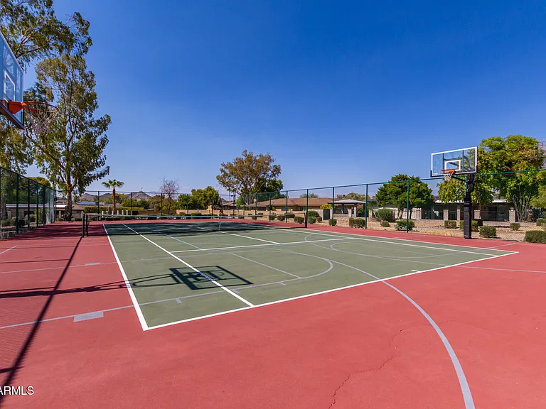 2909 E Las Rocas Dr — Photo 42