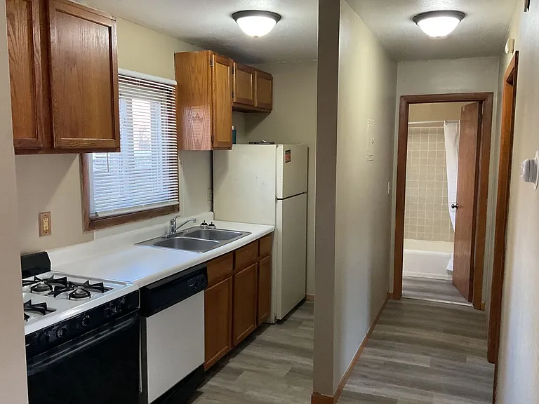 7700 Bloomington Ave South — Photo 14