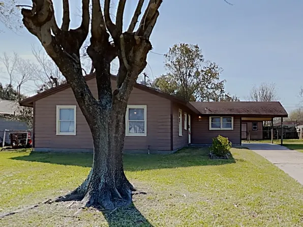 409 25th Ave N, Texas City, TX 77590