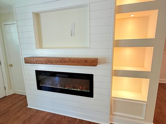 5th image of 6356 Fitzgerald Ln