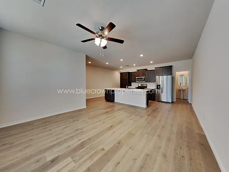 2005 Buffalo Hill Dr — Photo 2