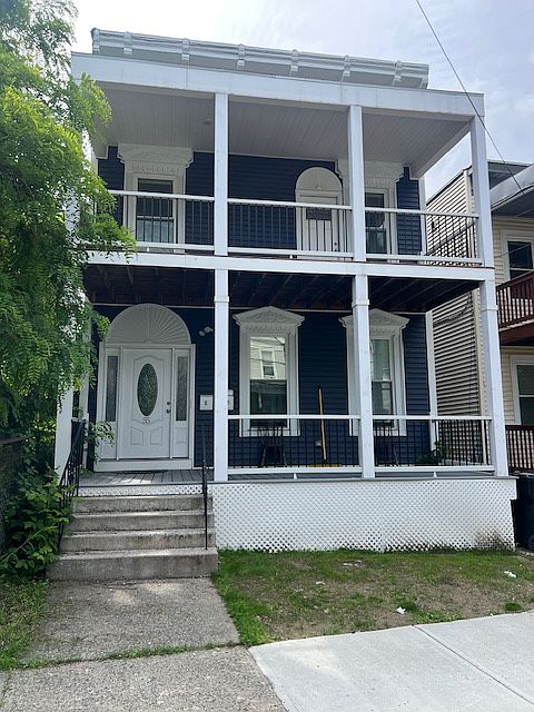 1st image of 55 Brunswick Ave Unit 1