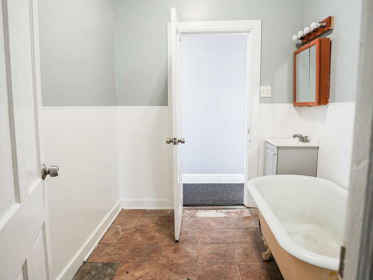 1 bed, 1000 sqft, $1,000 — Photo 4