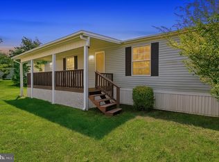 35 Cedar St, Manchester, PA 17345