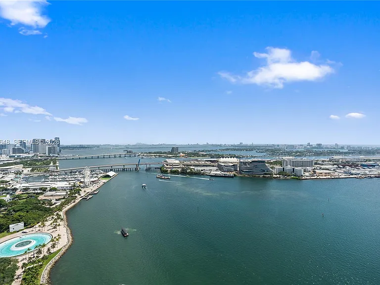 335 Biscayne Blvd #4112 — Photo 11