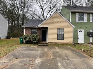 3799 Travis Trce, Decatur, GA 30032