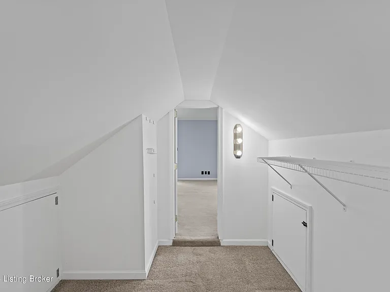3810 Norbourne Blvd — Photo 24