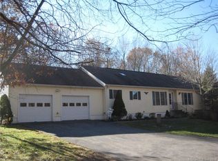 126 Forsyth Rd, Oakdale, CT 06370