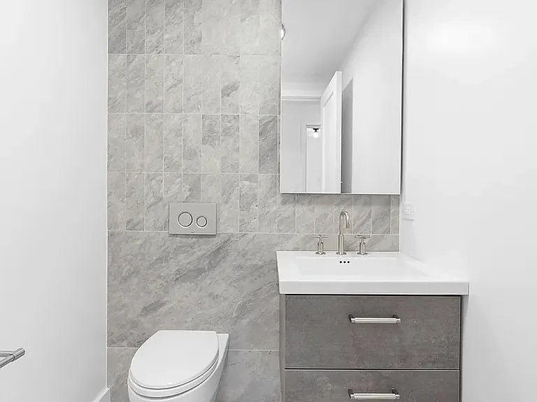 920 Park Ave #15-C — Photo 7