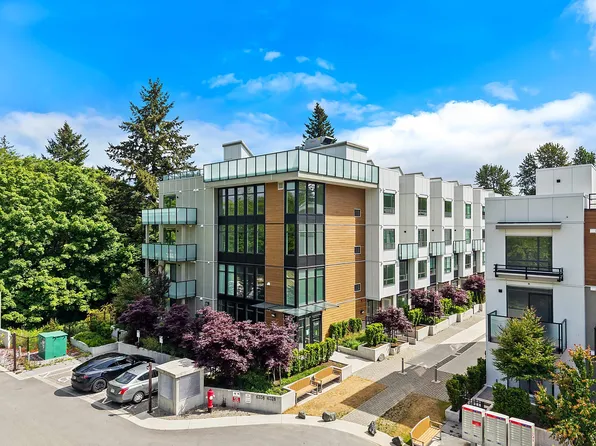 6338 King George Blvd #306, Surrey, BC V3X 0L5