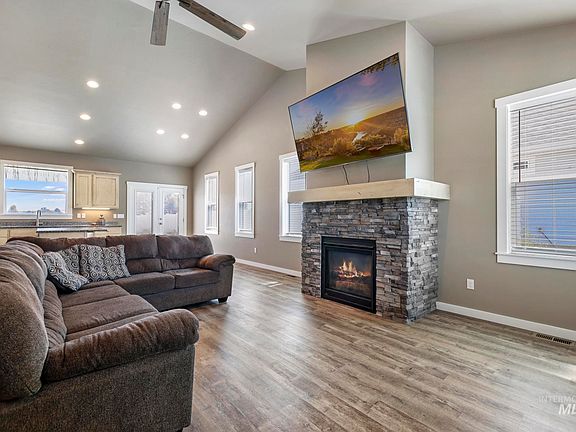 5th image of 1510 Mountain View Dr