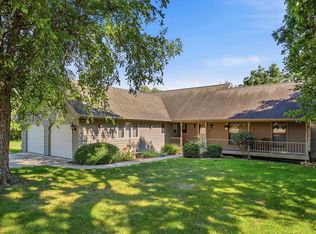 353 W Wachter Rd, Galena, IL 61036