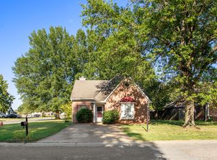 7060 Tudor Ln, Horn Lake, MS 38637