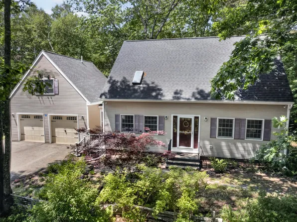 40 Forest Hill, Bucksport, ME 04416