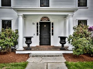 24 Main St, Westford, MA 01886