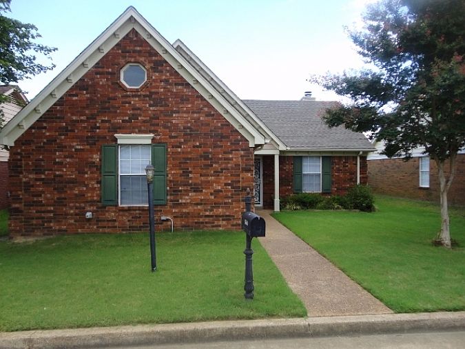 1st image of 1660 Raybrad Dr