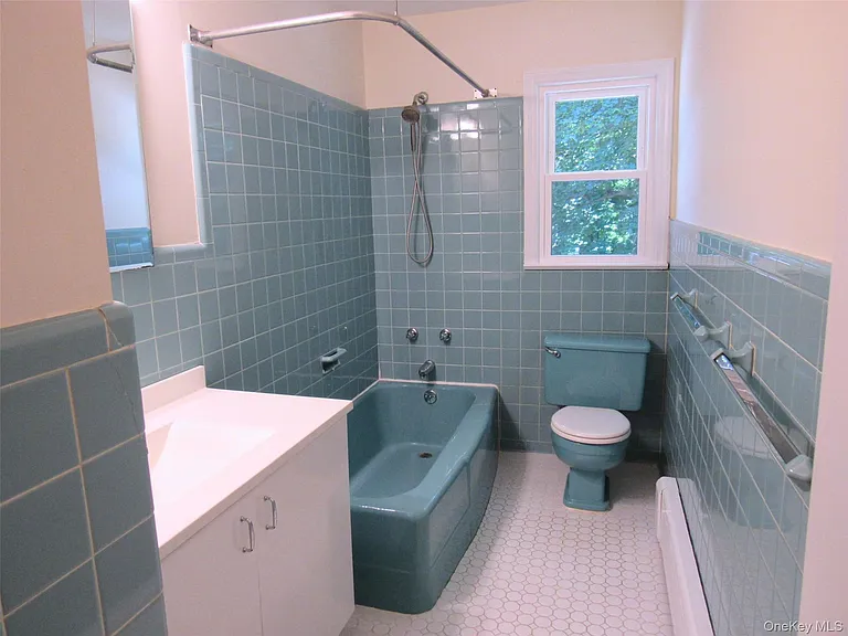 14 Piney Point Ave — Photo 21