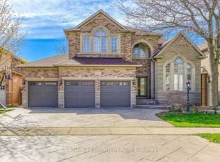 2201 Galloway Dr, Oakville, ON L6H 5M1
