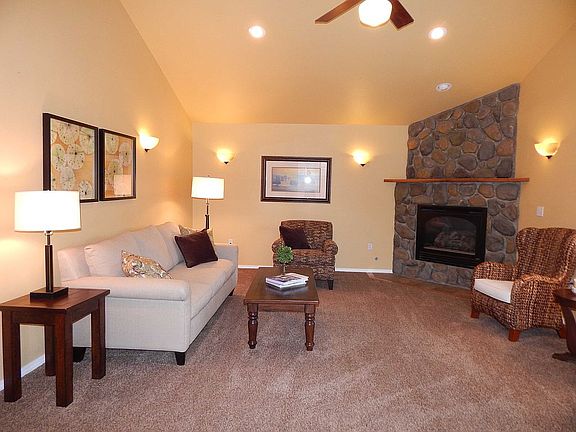 5th image of 1548 Dogwood Ct