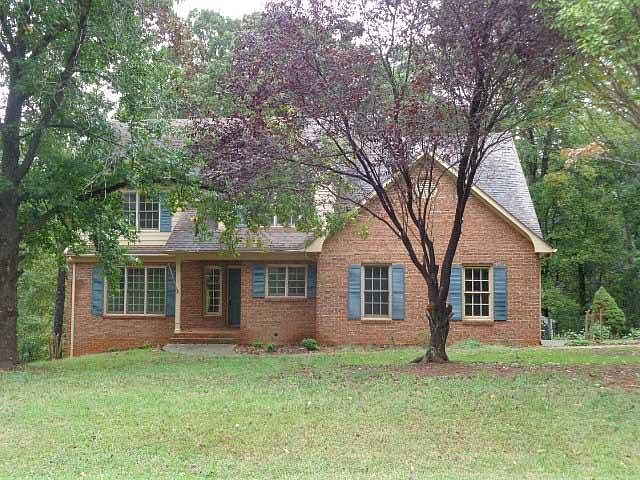 1st image of 326 Eastwind Dr