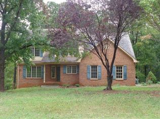 326 Eastwind Dr, Forest, VA 24551