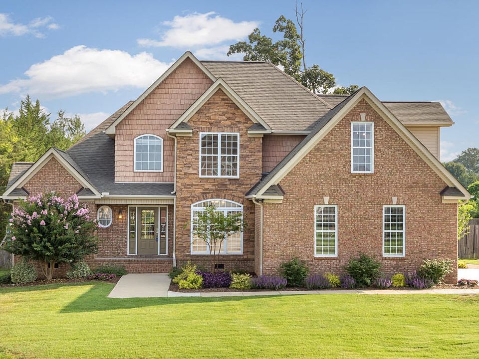 8521 Kelsey Chel Ct 01