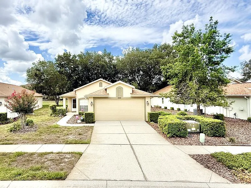 2 bed, 2.0 bath, 1280 sqft, $1,695 — Photo 3