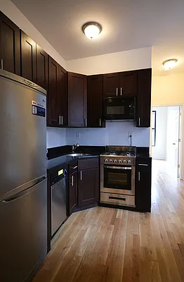 Rented by Bold New York | media 59