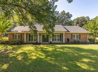 704 Hundred Oaks Dr, Ruston, LA 71270
