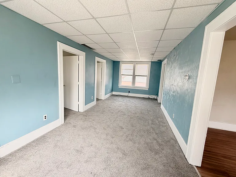19504 Bigelow St #2 — Photo 8