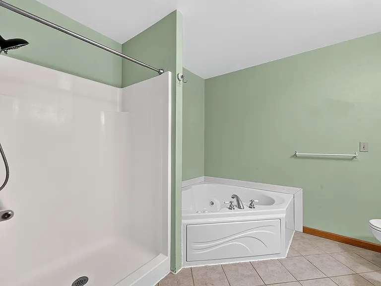 6 Hadley Ln — Photo 38